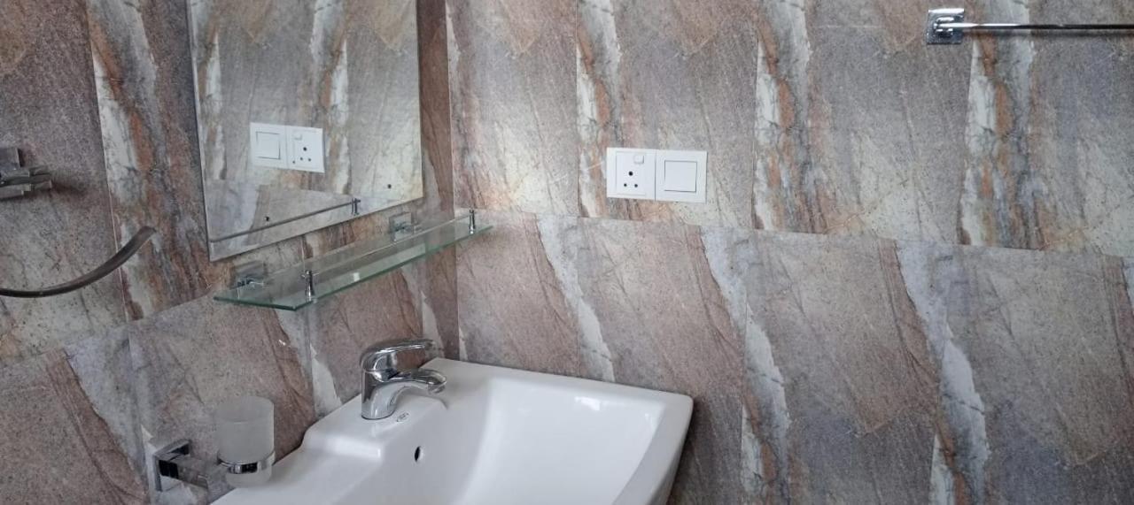 Thuvaraga Inn Νουβάρα Ελίγια Εξωτερικό φωτογραφία